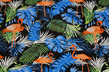 Laden Sie das Bild in den Galerie-Viewer, Canvas Dekostoff / Schwarz mit Flamingos und Palmblätter
