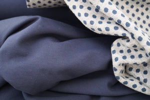 Jacquard-Bündchen glatt: Grau mit dunkelblauen Pnkten